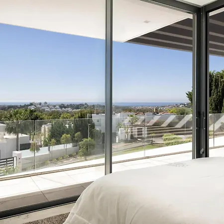 Experience Marbella's Magic At Fuego Вилла *