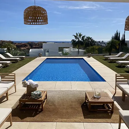 Experience Marbella's Magic At Fuego Вилла *