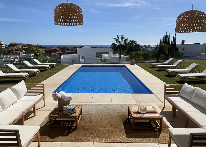 Experience Marbella's Magic At Fuego Вилла *